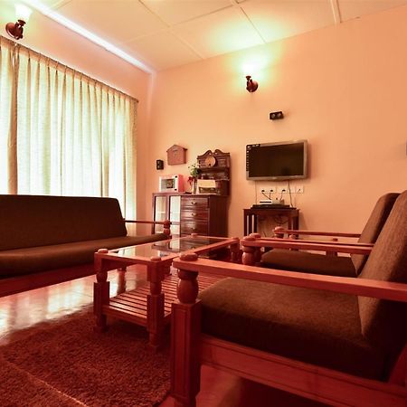 Hotel Manalar Gudalur  Habitación foto